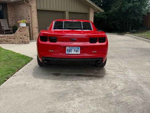 Used 2011 Chevrolet Camaro LT RWD image 5