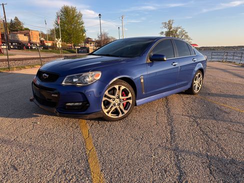 Used 2017 Chevrolet SS RWD image 1