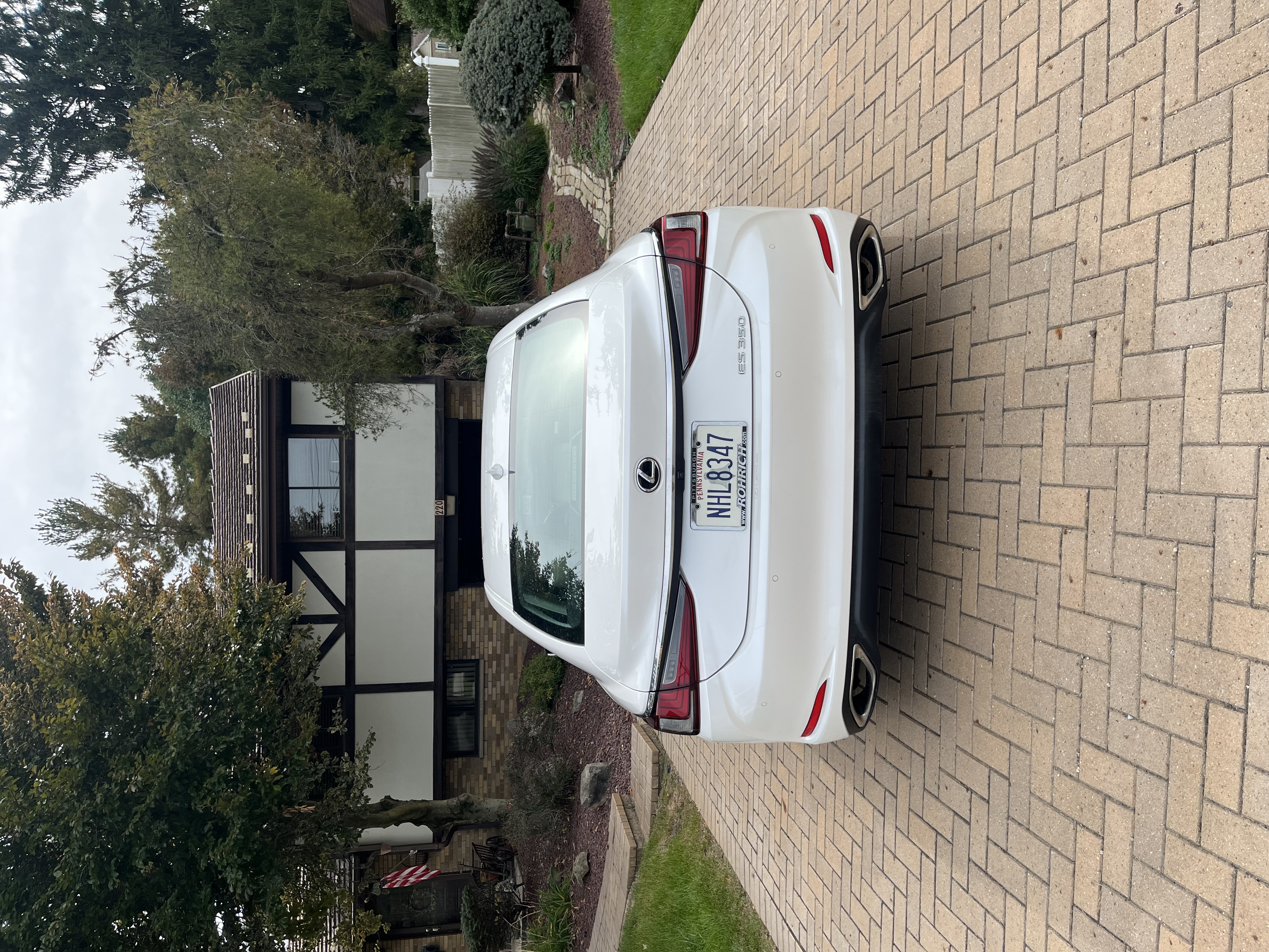 Used 2019 Lexus ES 350 w/ Premium Package FWD image 10