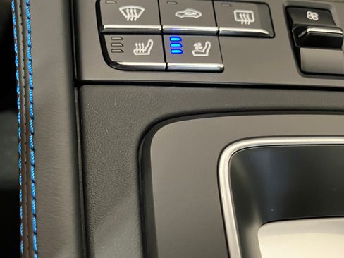 Used 2025 Porsche 718 Cayman GT4 image 25