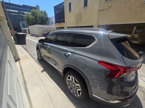 Used 2023 Hyundai Santa Fe Limited w/ Cargo Package AWD/4WD image 6