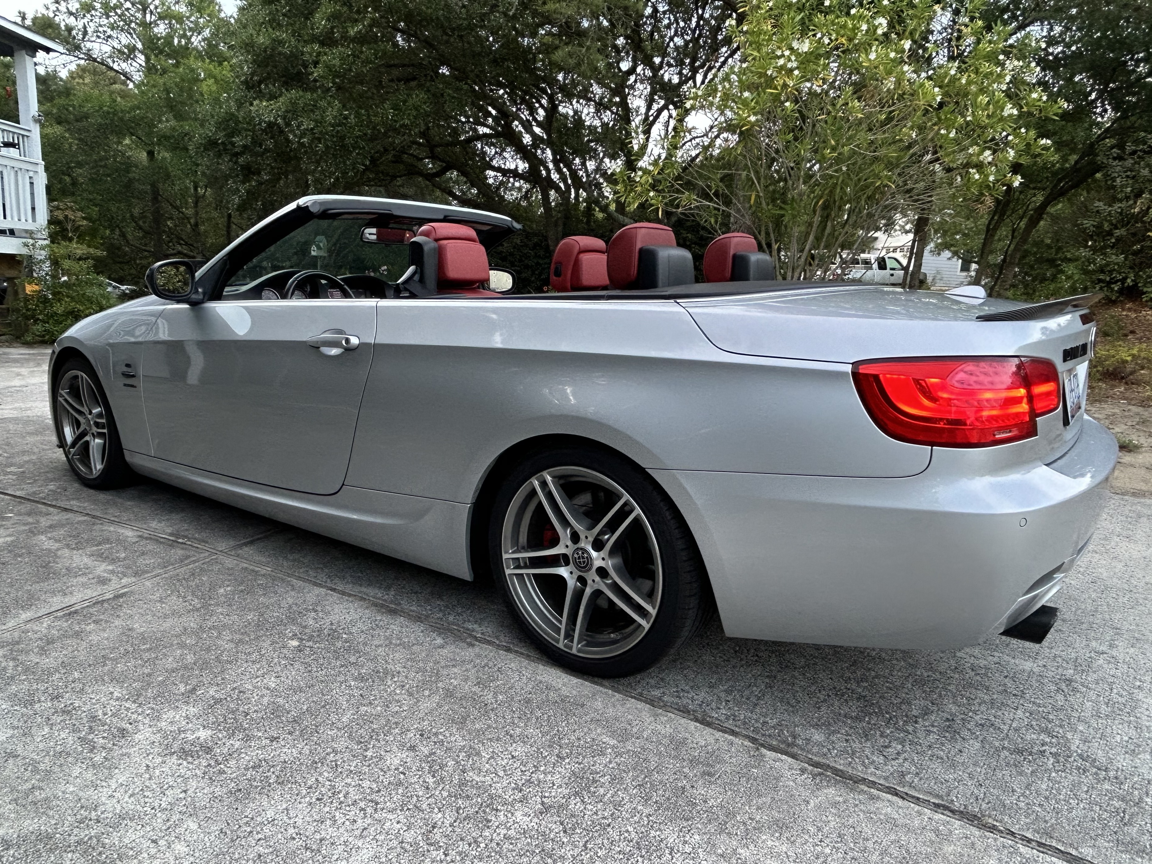 Used 2013 BMW 335is Convertible RWD image 9