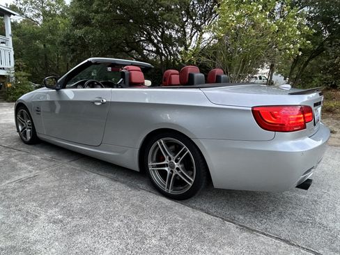 Used 2013 BMW 335is Convertible RWD image 9