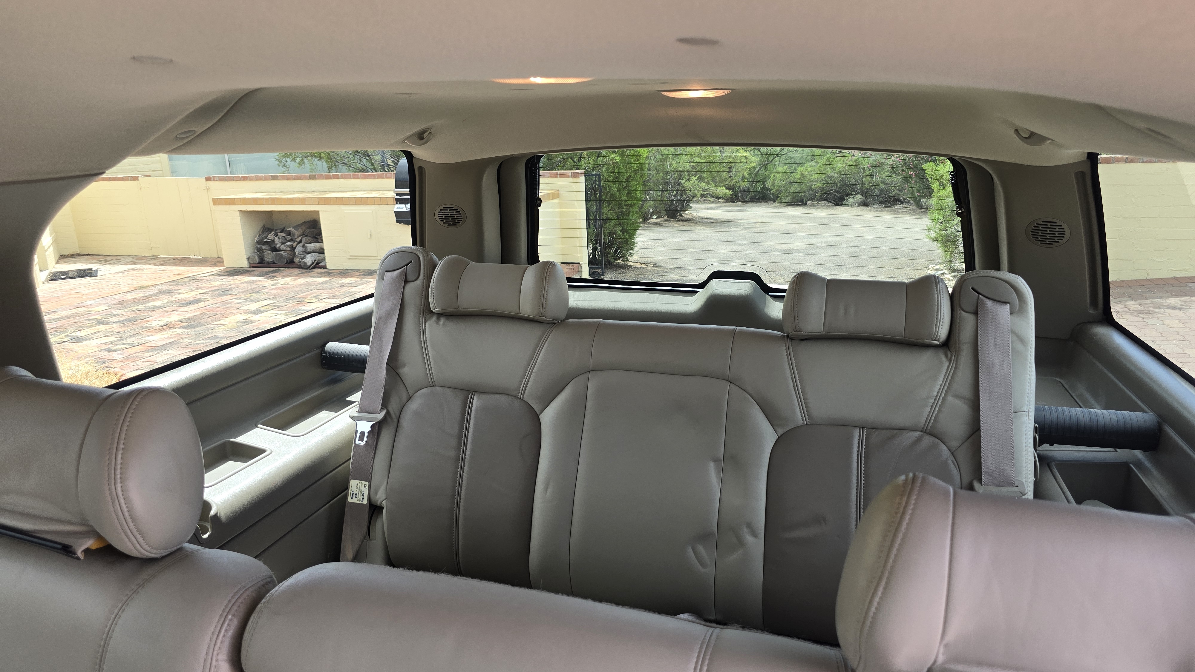 Used 2002 GMC Yukon XL Denali AWD/4WD image 15