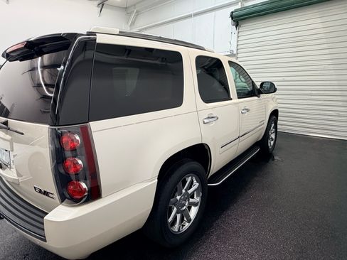 Used 2014 GMC Yukon Denali image 4