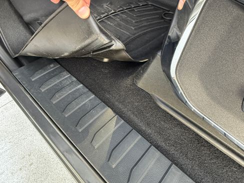 Used 2024 Ford F150 XL w/ Equipment Group 103A High image 17