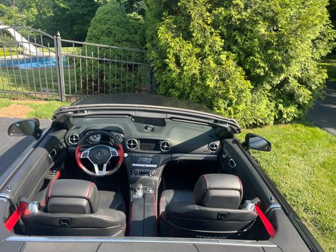 Used 2016 Mercedes-Benz SL 550 image 9