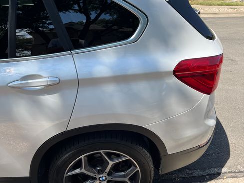 Used 2018 BMW X1 xDrive28i AWD/4WD image 4