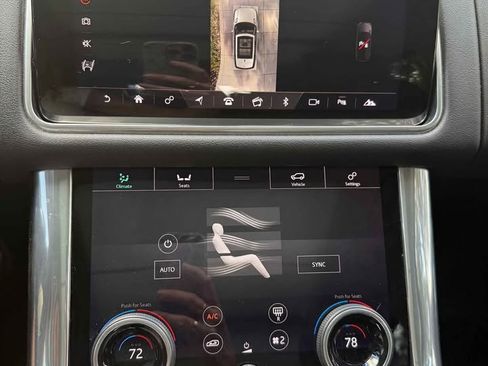Used 2018 Land Rover Range Rover Sport HSE image 12
