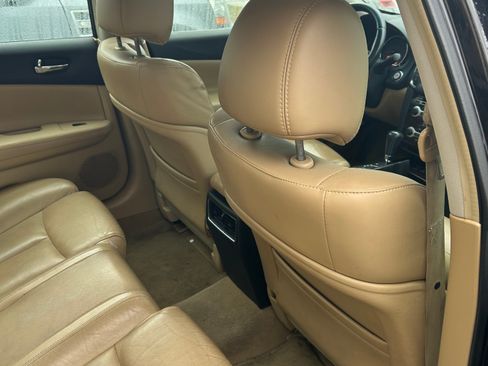 Used 2010 Nissan Maxima 3.5 SV w/ Premium Pkg image 5