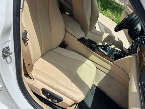 Used 2015 BMW 328i Sedan RWD image 16