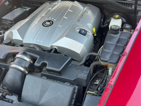 Used 2005 Cadillac XLR image 14