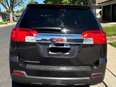 Used 2014 GMC Terrain SLE image 14