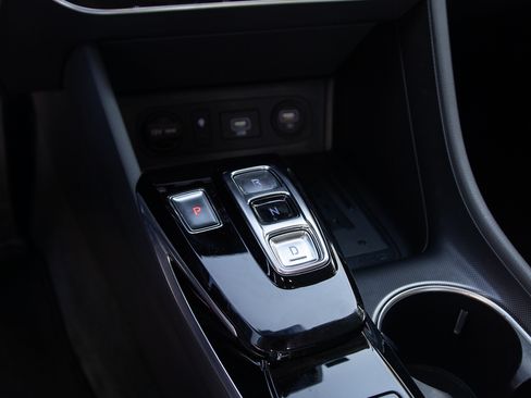 Used 2021 Hyundai Sonata Limited image 6