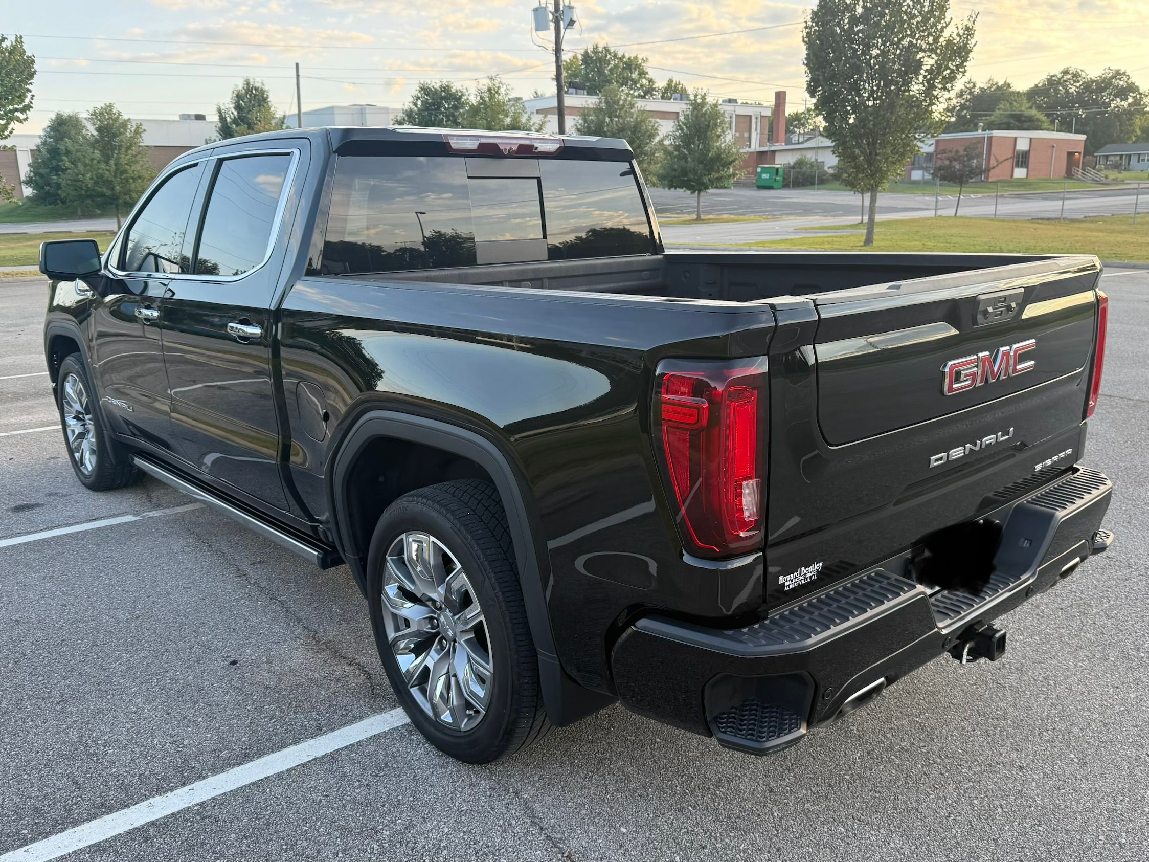 Used 2024 GMC Sierra 1500 Denali AWD/4WD image 6