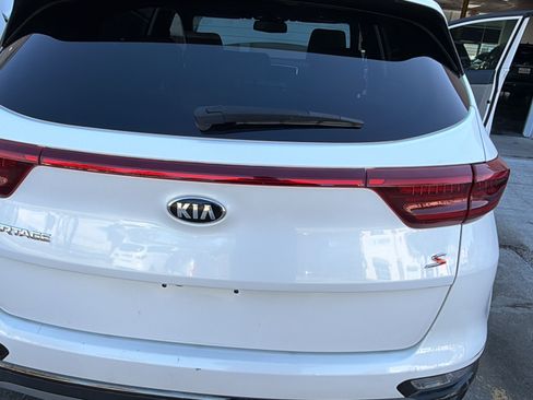 Used 2020 Kia Sportage S w/ S Premium Package image 8