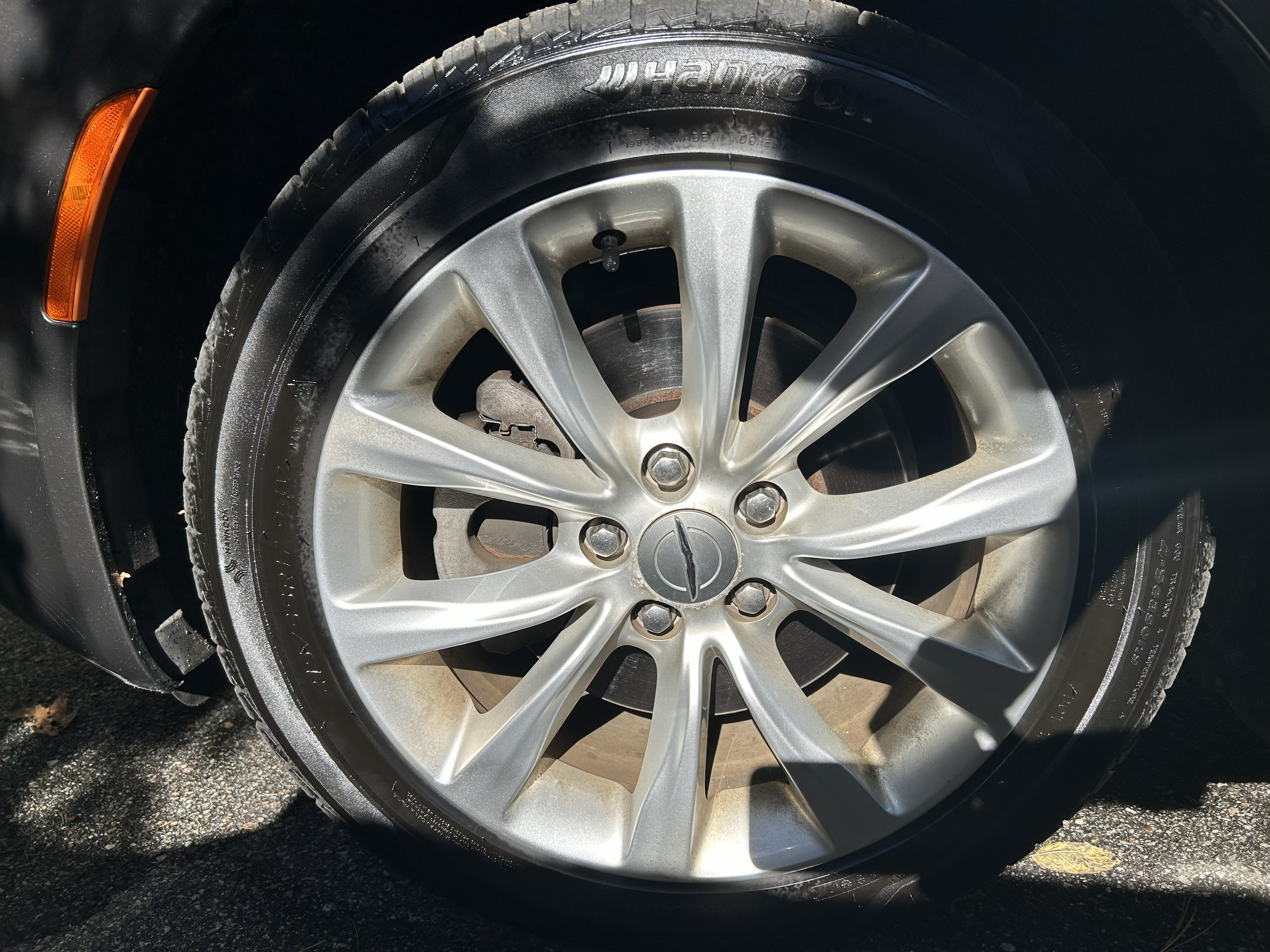 Used 2015 Chrysler 200 C w/ Navigation & Sound Group I FWD image 9