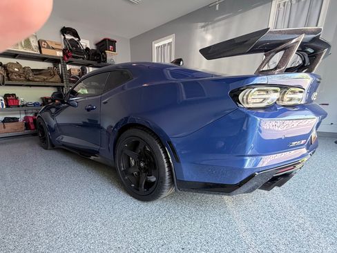 Used 2021 Chevrolet Camaro ZL1 RWD image 17