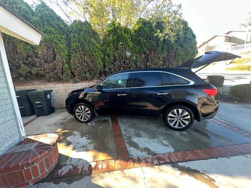 Used 2016 Acura MDX w/ Technology Package FWD image 2
