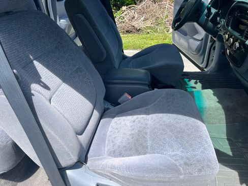 Used 2002 Toyota Tundra Limited image 18