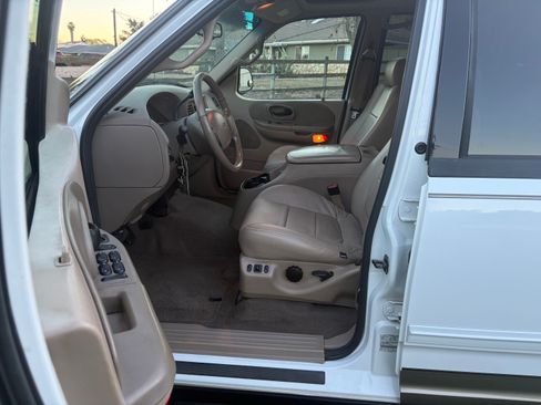 Used 2001 Ford F150 Harley-Davidson image 23