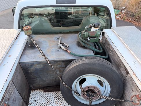 Used 2001 Ford F350 2WD Regular Cab DRW Super Duty image 9