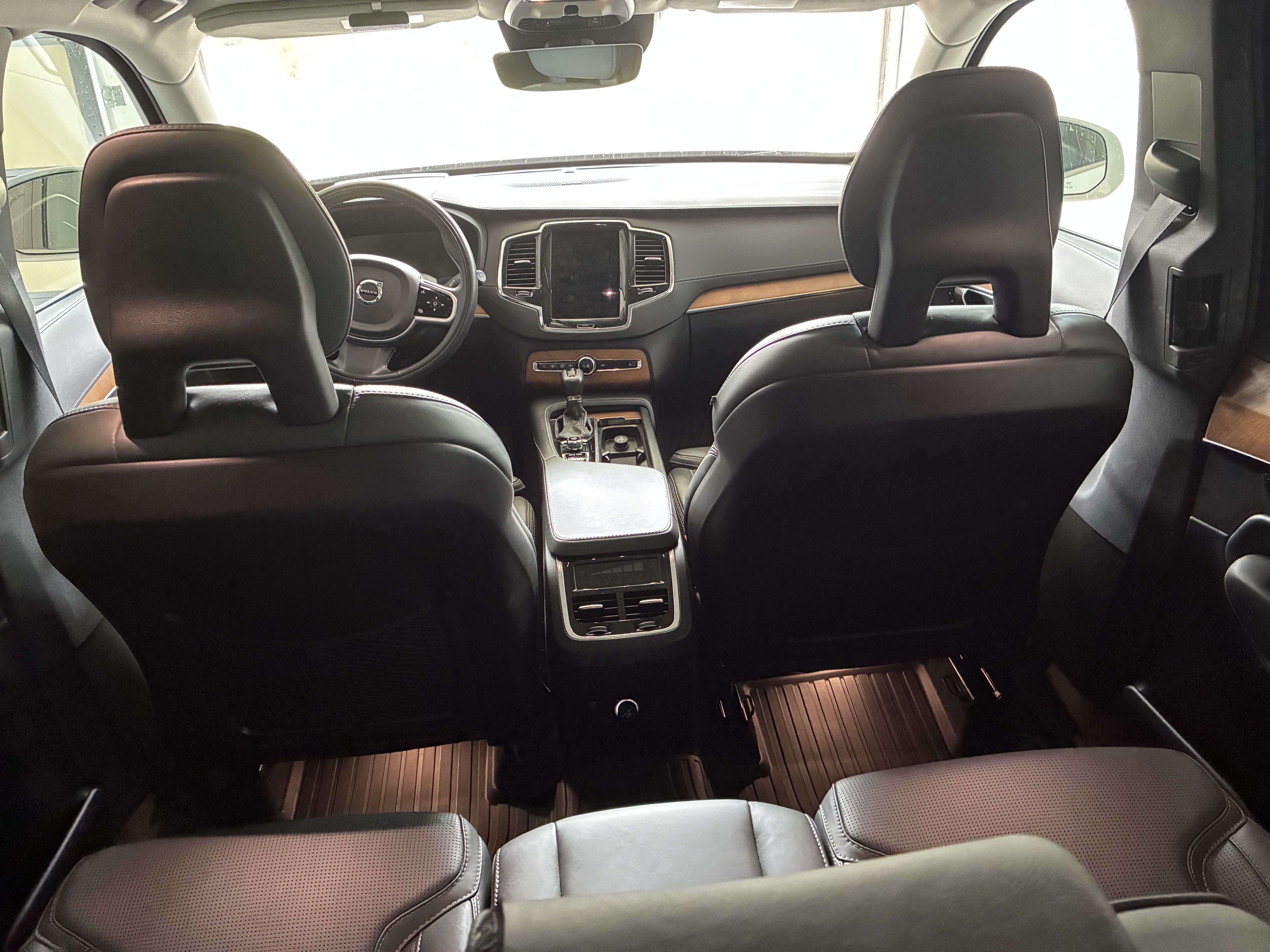 Used 2020 Volvo XC90 T6 Inscription w/ Protection Package Premier AWD/4WD image 9