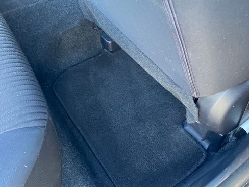 Used 2015 Mitsubishi Lancer ES image 12