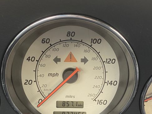 Used 2002 Mercedes-Benz SLK 230 image 5