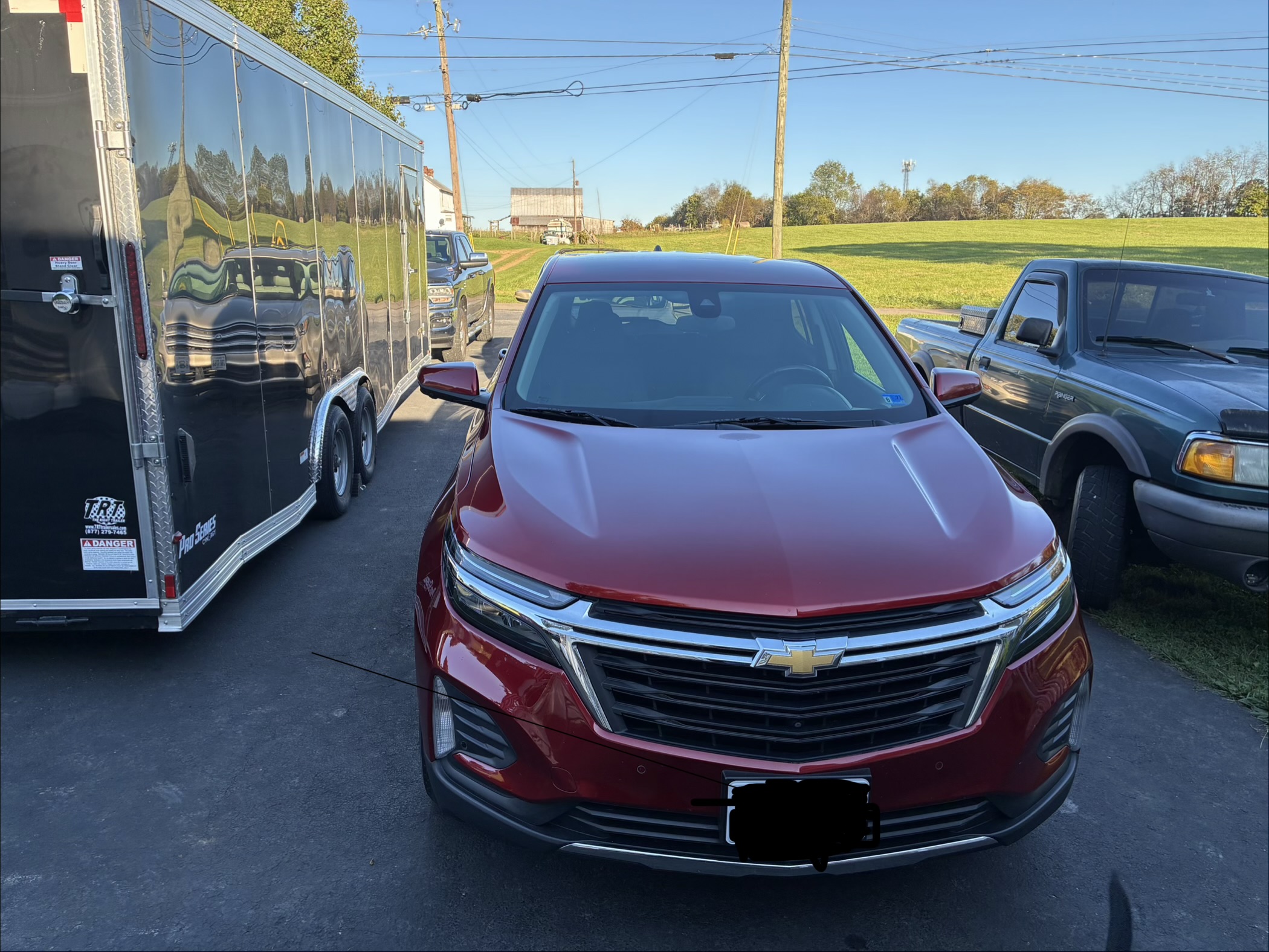 Used 2023 Chevrolet Equinox LT FWD image 2