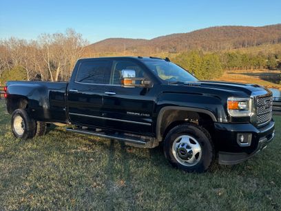 Used 2019 GMC Sierra 3500 Denali w/ Duramax Plus Package