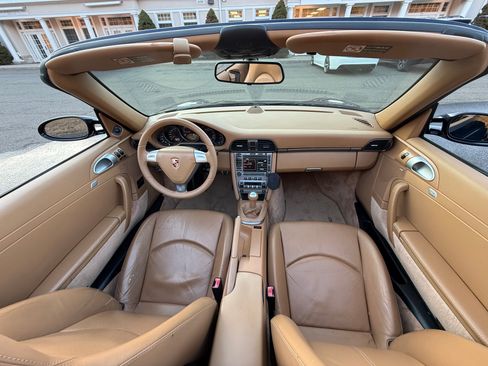 Used 2006 Porsche 911 Carrera image 24