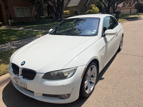 Used 2009 BMW 335i Convertible RWD image 4