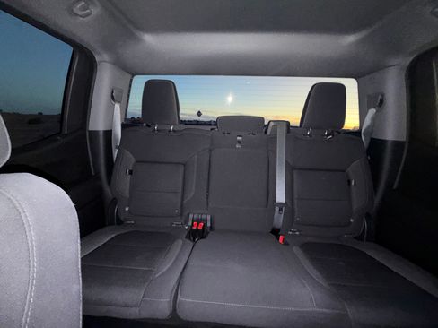 Used 2021 Chevrolet Silverado 1500 RST AWD/4WD image 18