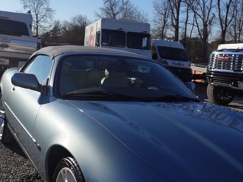 Used 2003 Jaguar XK8 Convertible image 5