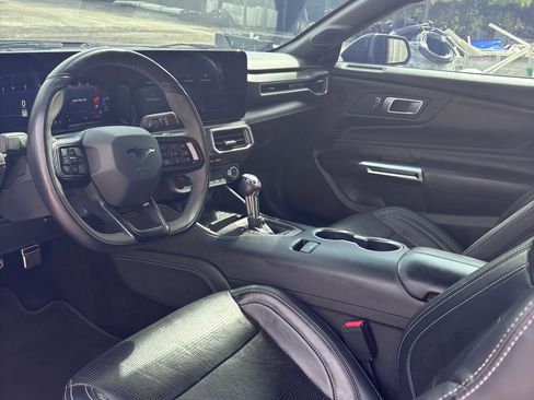 Used 2024 Ford Mustang Premium RWD image 5