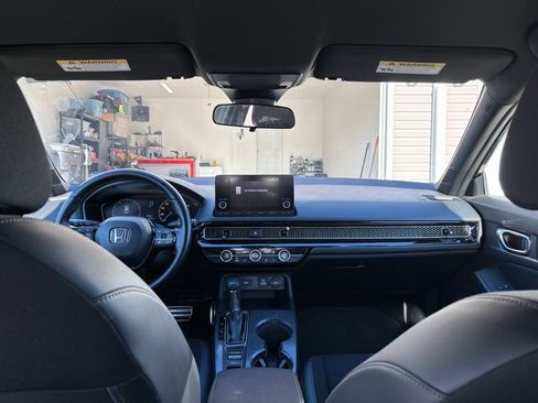 Used 2023 Honda Civic Sport image 13