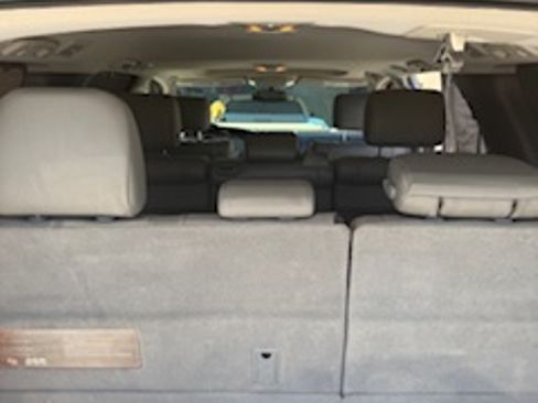 Used 2016 Toyota Sequoia Limited w/ Safety & Convenience Package AWD/4WD image 14