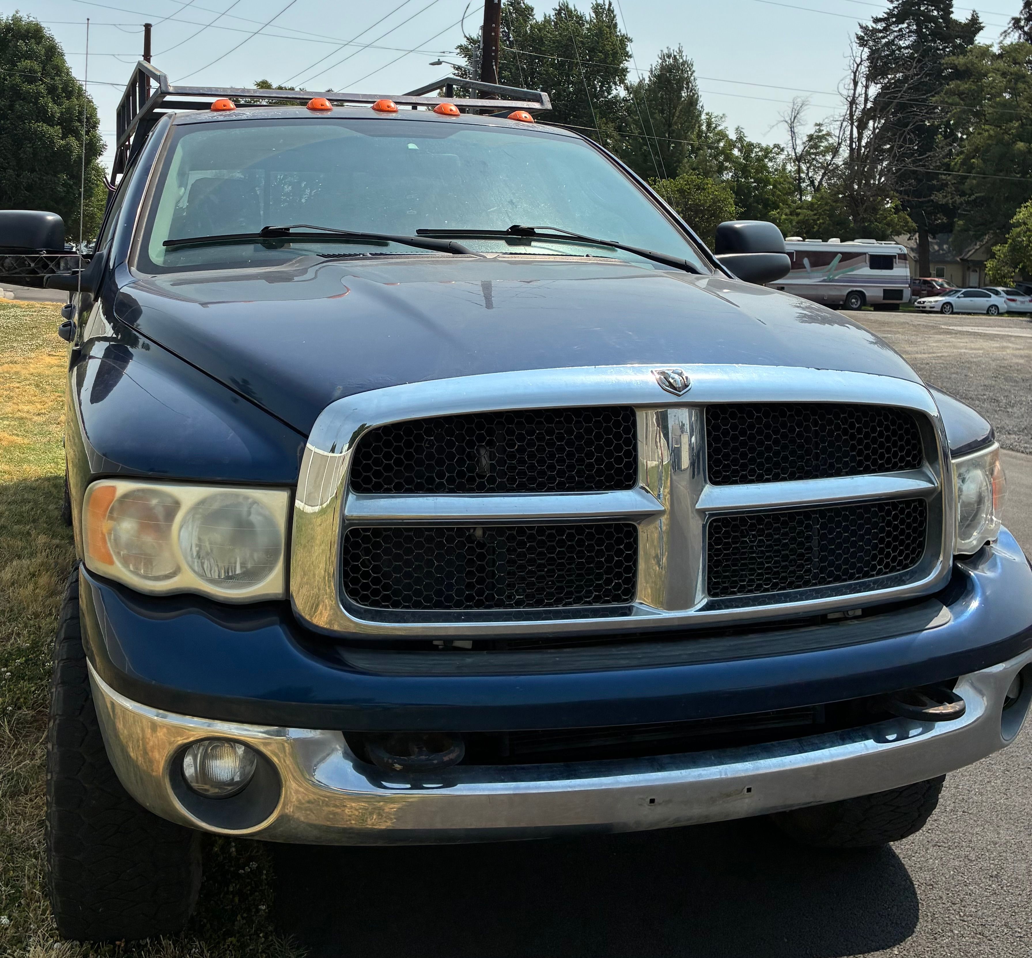 Used 2004 Dodge Ram 3500 Truck SLT w/ Trailer Tow Group AWD/4WD image 1