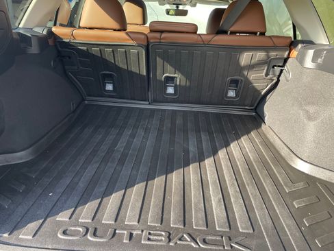 Used 2019 Subaru Outback 3.6R Touring w/ Protection Package #1 image 10