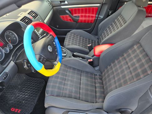 Used 2007 Volkswagen GTI 2.0T Hatchback Sedan 4D image 10