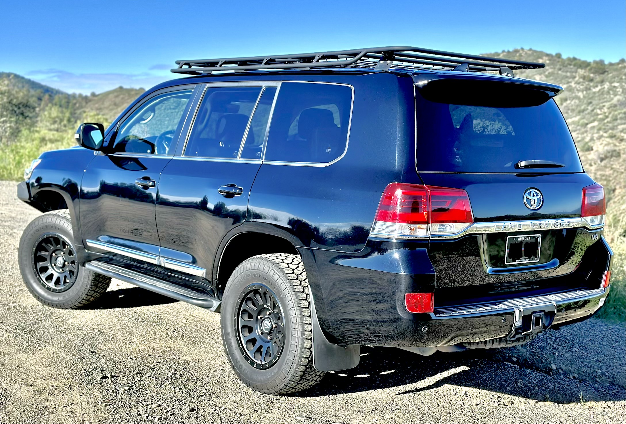 Used 2017 Toyota Land Cruiser AWD/4WD image 6