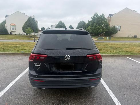 Used 2021 Volkswagen Tiguan S FWD image 5