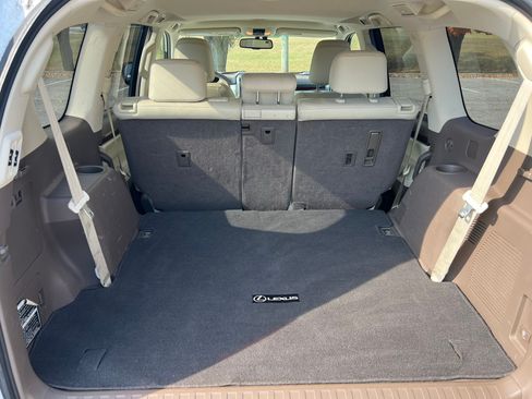 Used 2010 Lexus GX 460 image 10