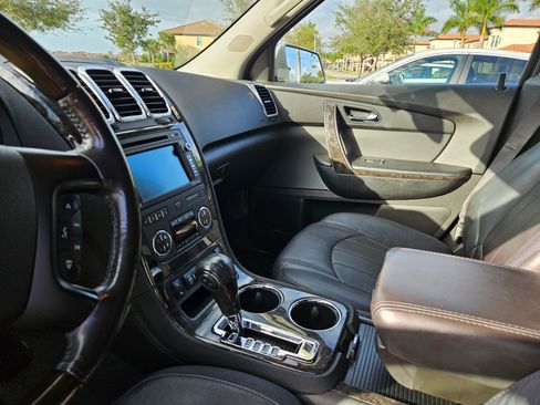 Used 2012 GMC Acadia Denali image 6
