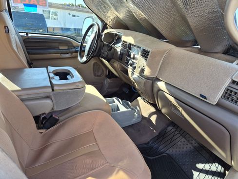 Used 2001 Ford F350 4x4 SuperCab Super Duty image 8