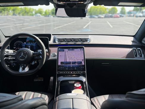 Used 2024 Mercedes-Benz S 63 AMG S image 9