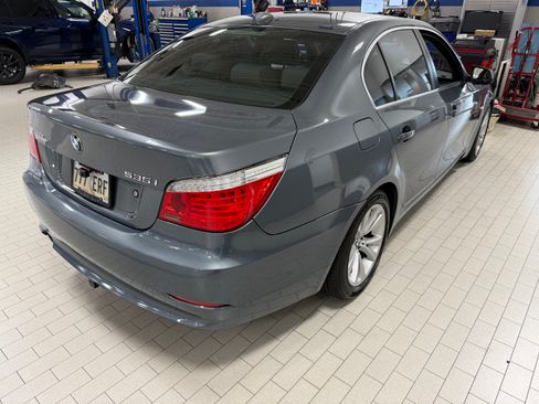 Used 2010 BMW 535i Sedan RWD image 4