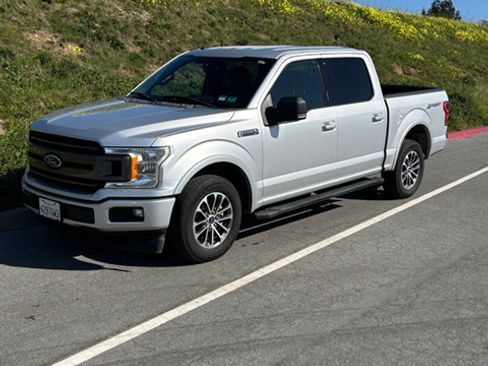 Used 2018 Ford F150 XLT w/ Equipment Group 302A Luxury image 9