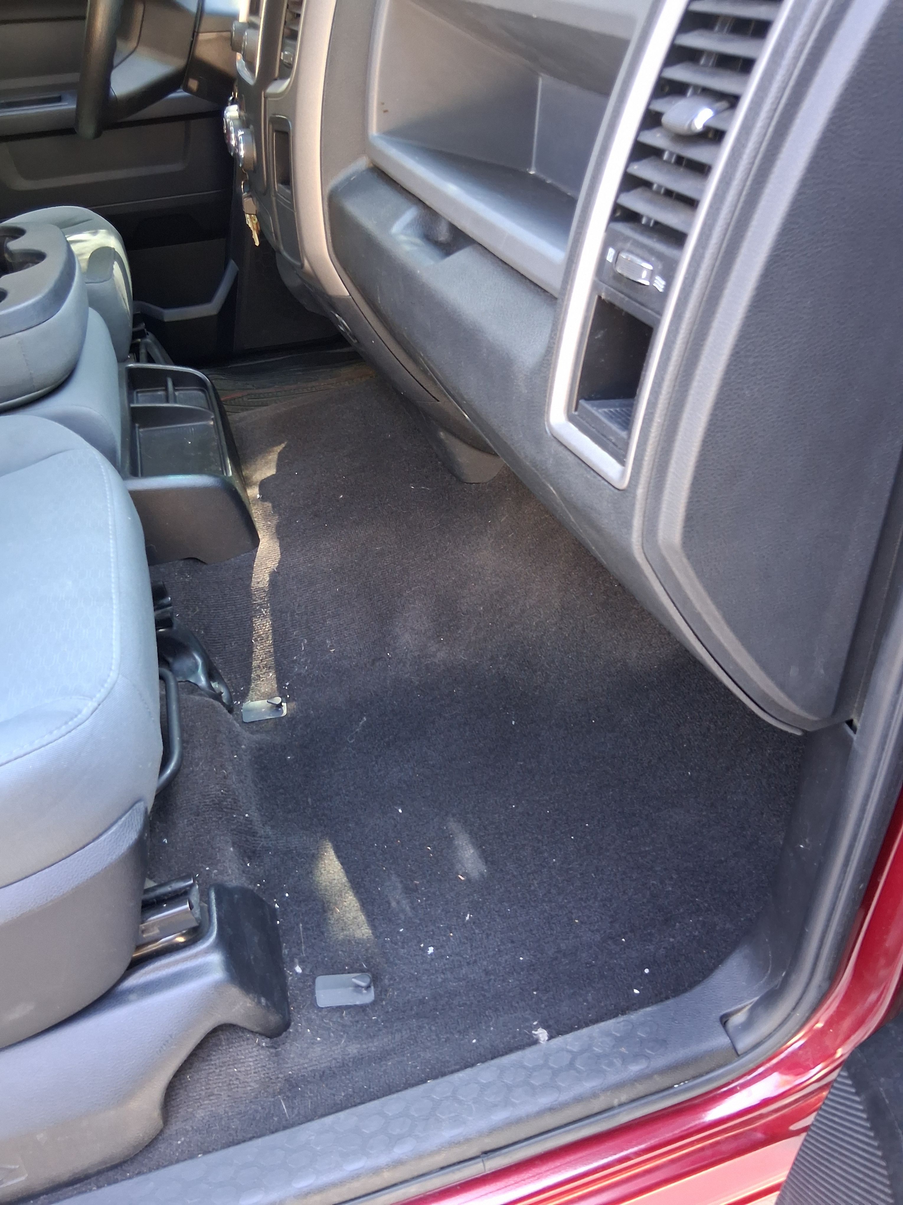 Used 2015 RAM 1500 Express RWD image 14